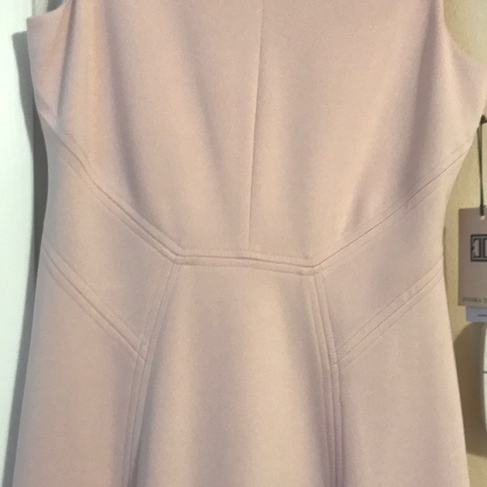 Dress - Picture 3 of 7